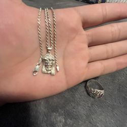 925  Sterling Silver Rope Chain And Ring