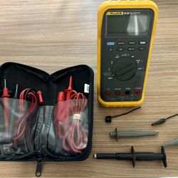 Fluke 83 III Multimeter Kit + Case & Accessories (Great Condition)