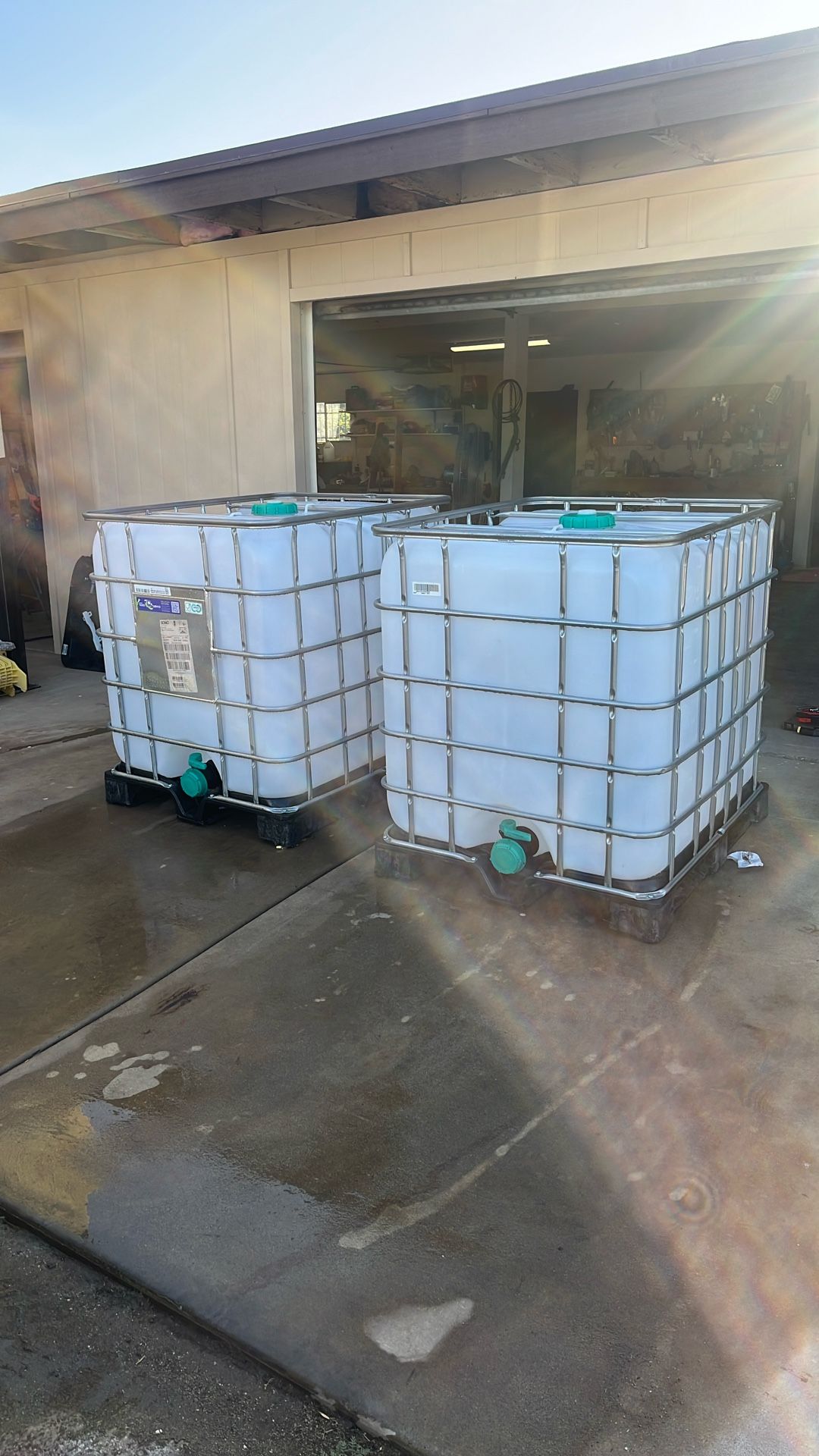 2 1000liter Food Grade Container’s