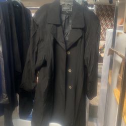 Woman’s Long Black Dress Coat 3x