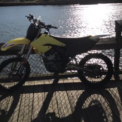 2006 Suzuki RMZ250