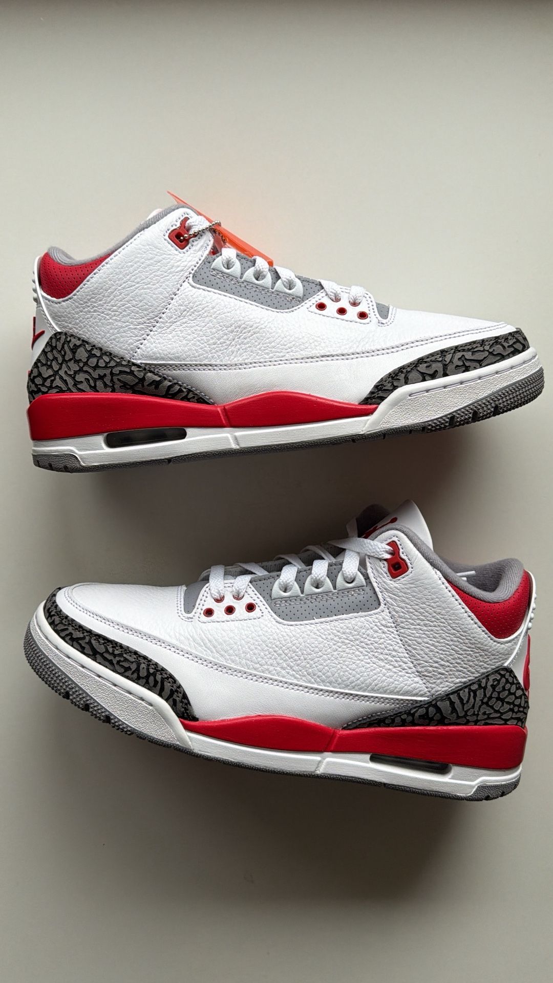 Nike Air Jordan 3s Fire Red
