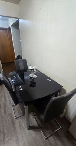 BEAUTIFUL DINING SET
