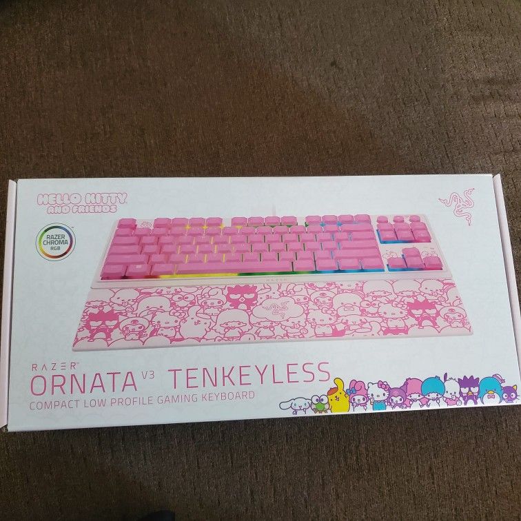 Hello KittyxRAZER Keyboard