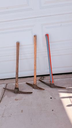 Pick axe