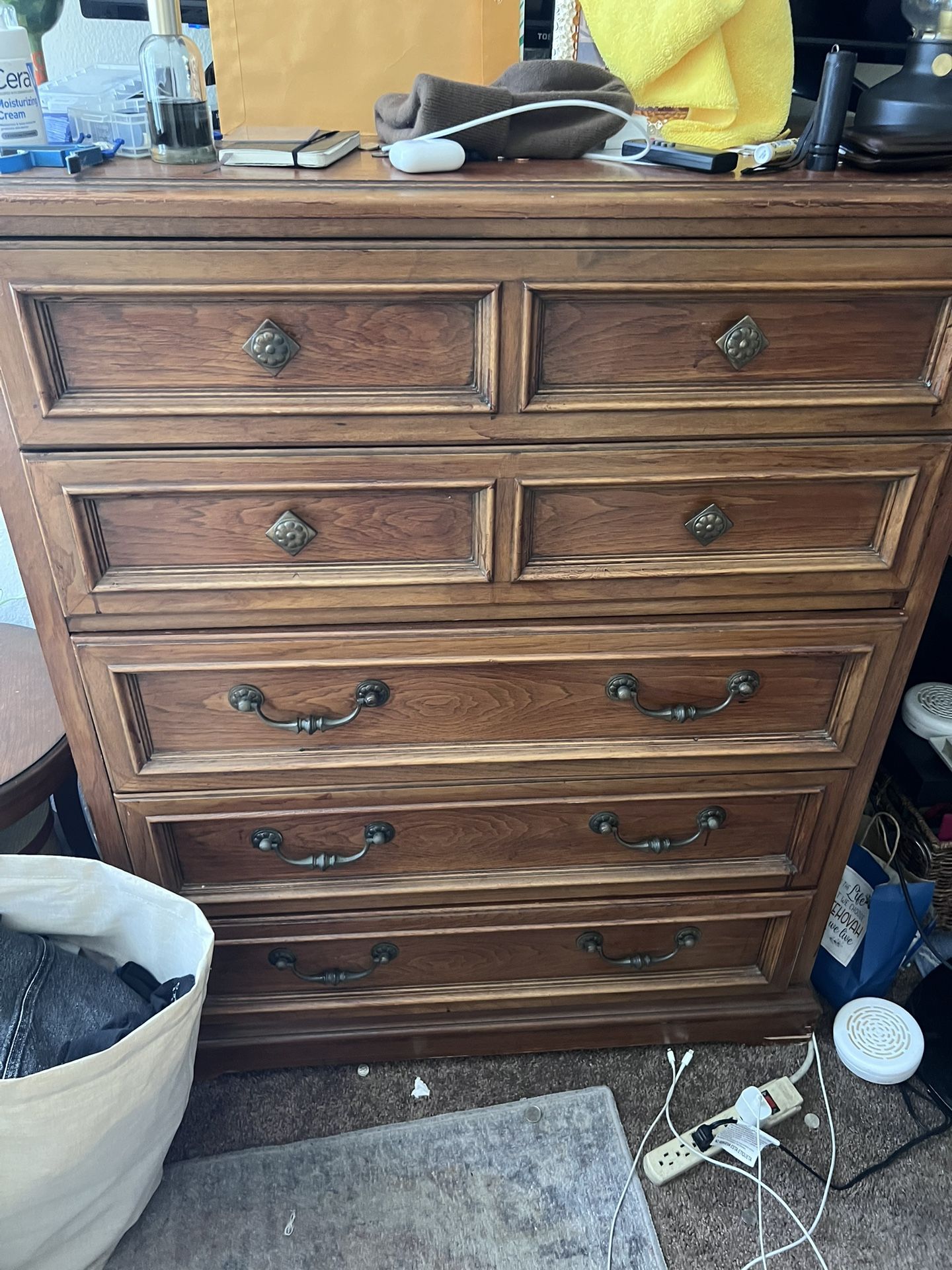 Shoot Me An Offer Wardrobe