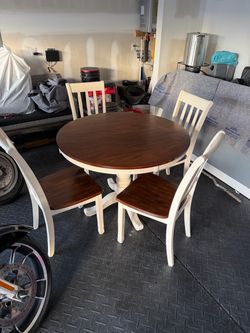 Kitchen table