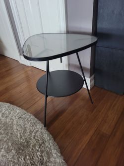 End Table / Night Stand