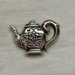 Brighton ~ Chelsea Tea Pot Magnet