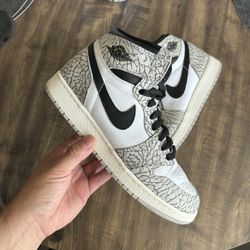 Jordan 1 Retro OG White Cement