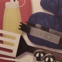 $10 OBO *** NEW IN BOX *** PARINI 8 PIECE BBQ  CONDIMENT SET 