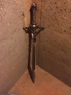 Decorative sword great for Halloween costume