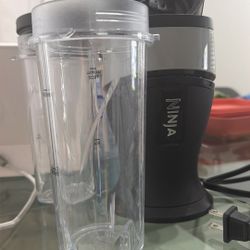 Ninja Smoothie Maker 