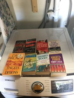 Lot of eight non-fiction soft cover books