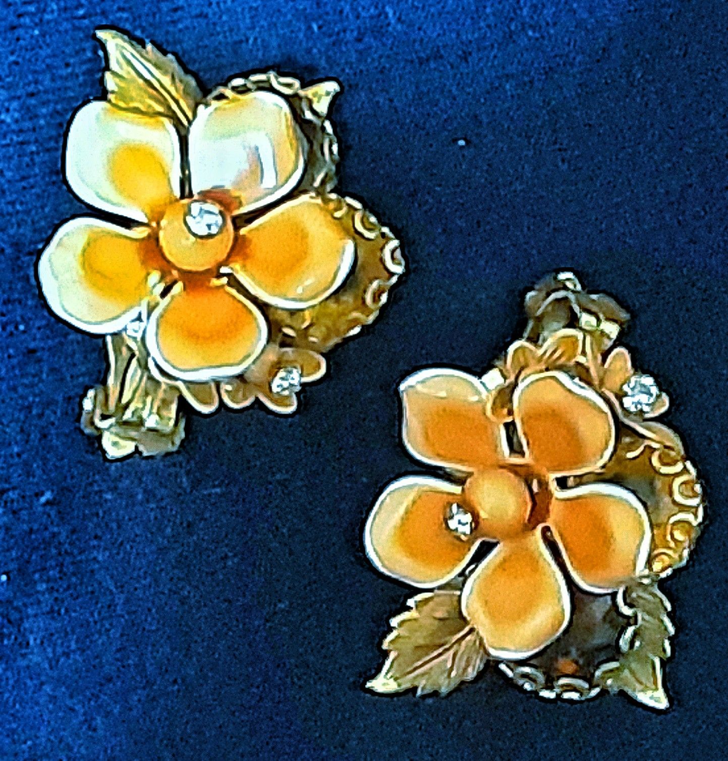 Art deco enameled bejeweled and rhinestone clip on earrings unsigned 1.5" x 1.25"
