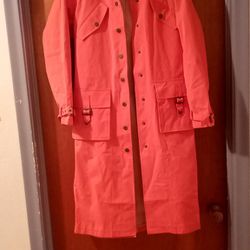Large Full Length Raincoat With Hood FIND