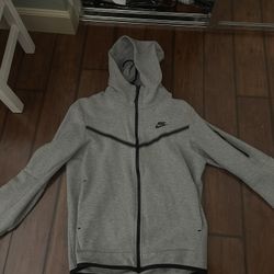 Nike Tech Fleece 