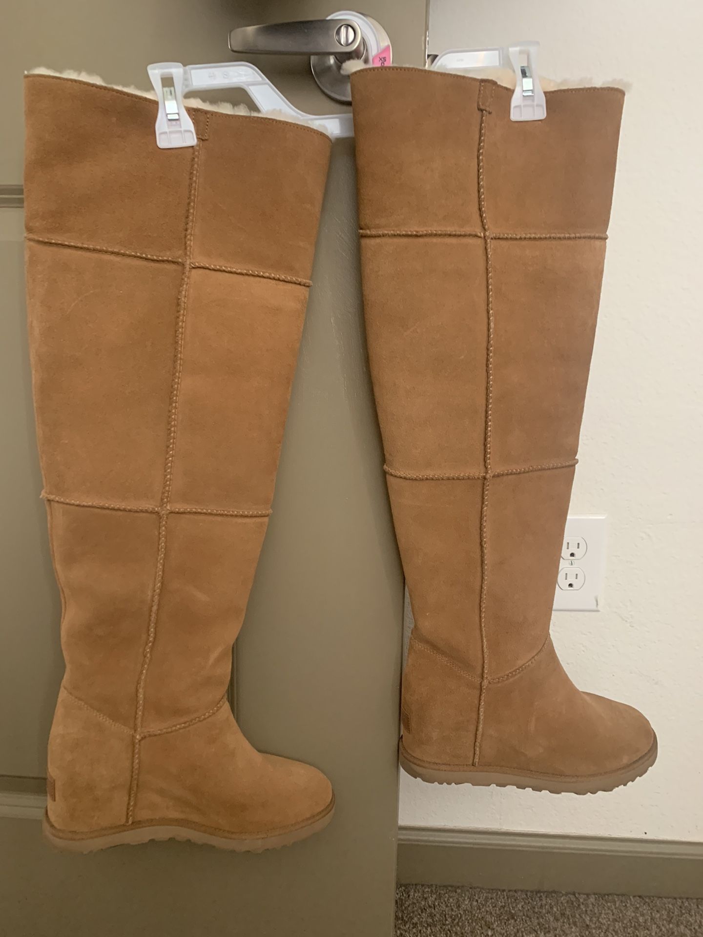 Authentic UGG Classic Femme Over The Knee Boot 