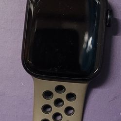 APPLE WATCH SE/ NIKE BAND