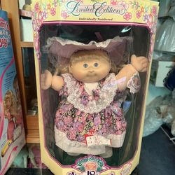 Vintage 1992 Cabbage Patch Kids 10th Anniversary Edition Doll