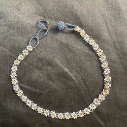 Beaded Daisy Choker Necklace 