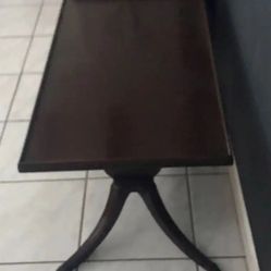 Set Of 3 Antique Living Room Tables 