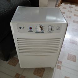 Dehumidifier 