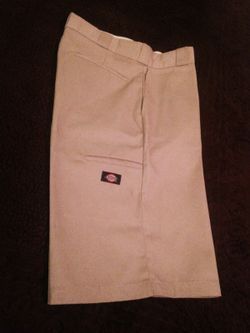 Dickies shores size 30