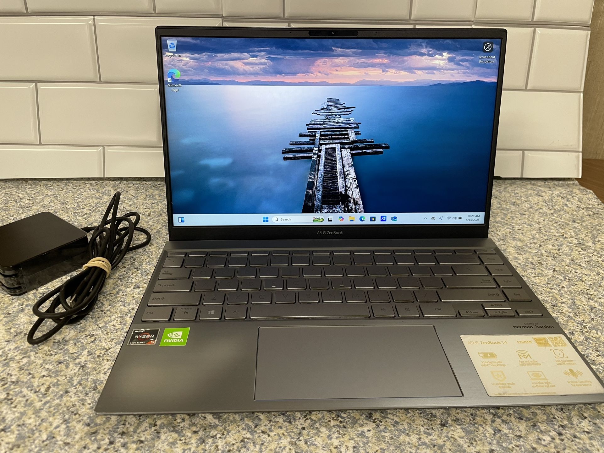Asus ZenBook 14 256 gb ssd 8 gb ram 2.10 GHz windows 11 AMD Ryzen 5 no offers or trades please!!