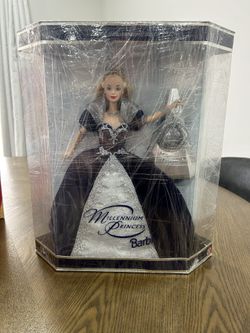 Millennium Princess Barbie Special Edition Mattel 1999/2000 W/Beautiful Keepsake