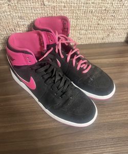 NIKE AIR JORDAN 1 RETRO HIGH GS BLACK 'VIVID PINK' US 9.5 y