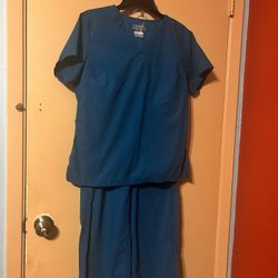 Woman’s Scrubs 
