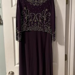 Ladies Size  14 Beaded Gown. Like New
