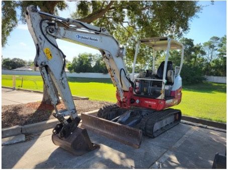 Mini Excavator - Takeuchi TB240