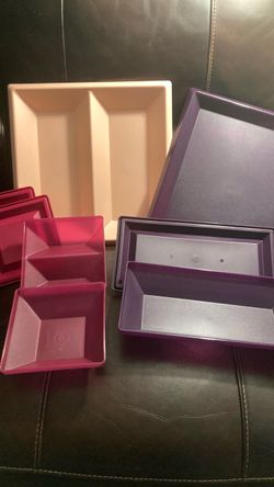 Tupperware Serving Trays Set