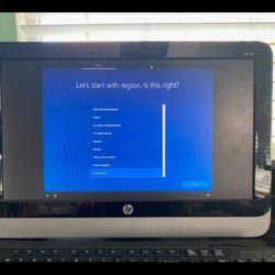HP Desktop Computer with Keyboard, Mouse and Plug. Erased and ready to use 
