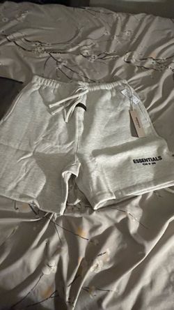 Essential shorts light oat size large