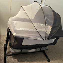 Bassinet 
