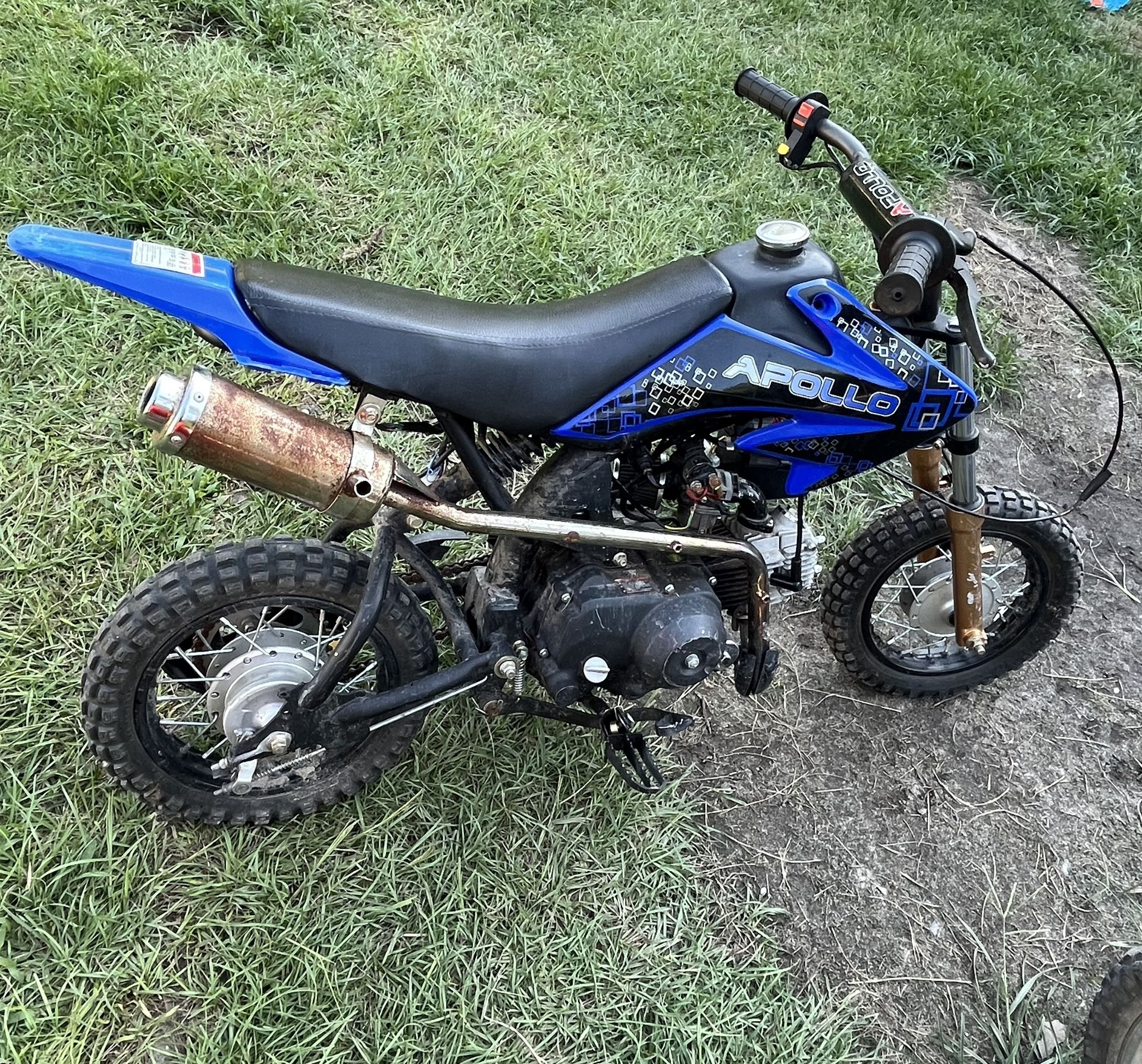 Apollo 70cc Dirtbike
