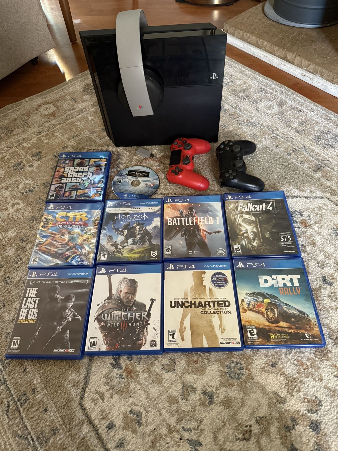 MOVING SALE!! Sony PS4 + 10 Games + 2 Controllers