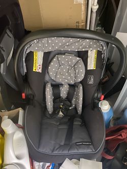 Never Used Graco Car seat 