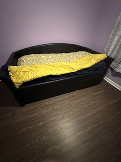 Moving sale