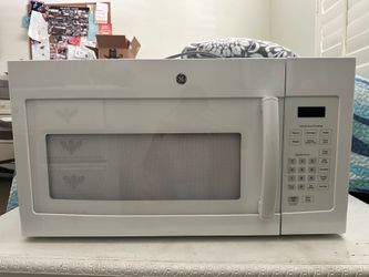 GE 1.6 CU FT Over-the-Range microwave oven