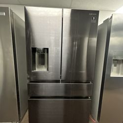 Samsung With Water Pitcher! 