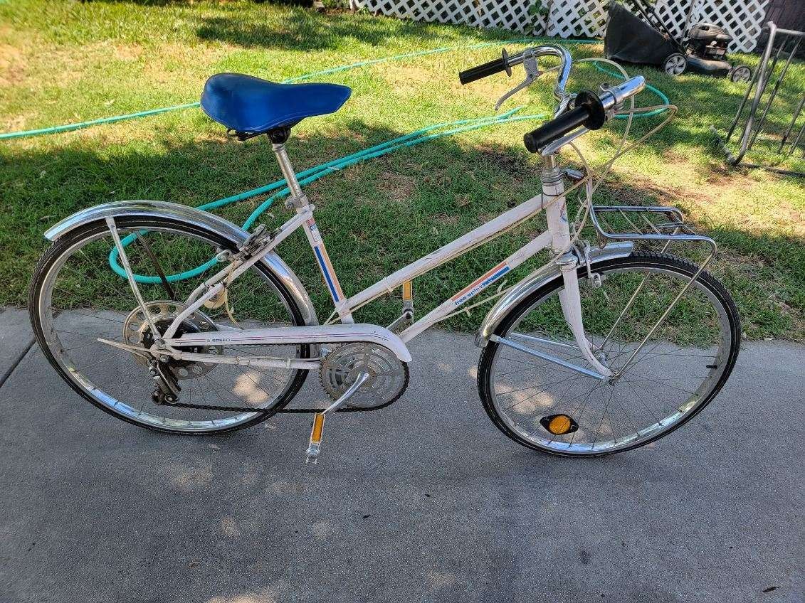 Vintage Free Spirit Bicycle
