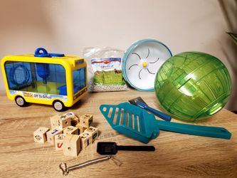 Hamster / Small Pets Accessories: School Bus, Running Wheel, etc.