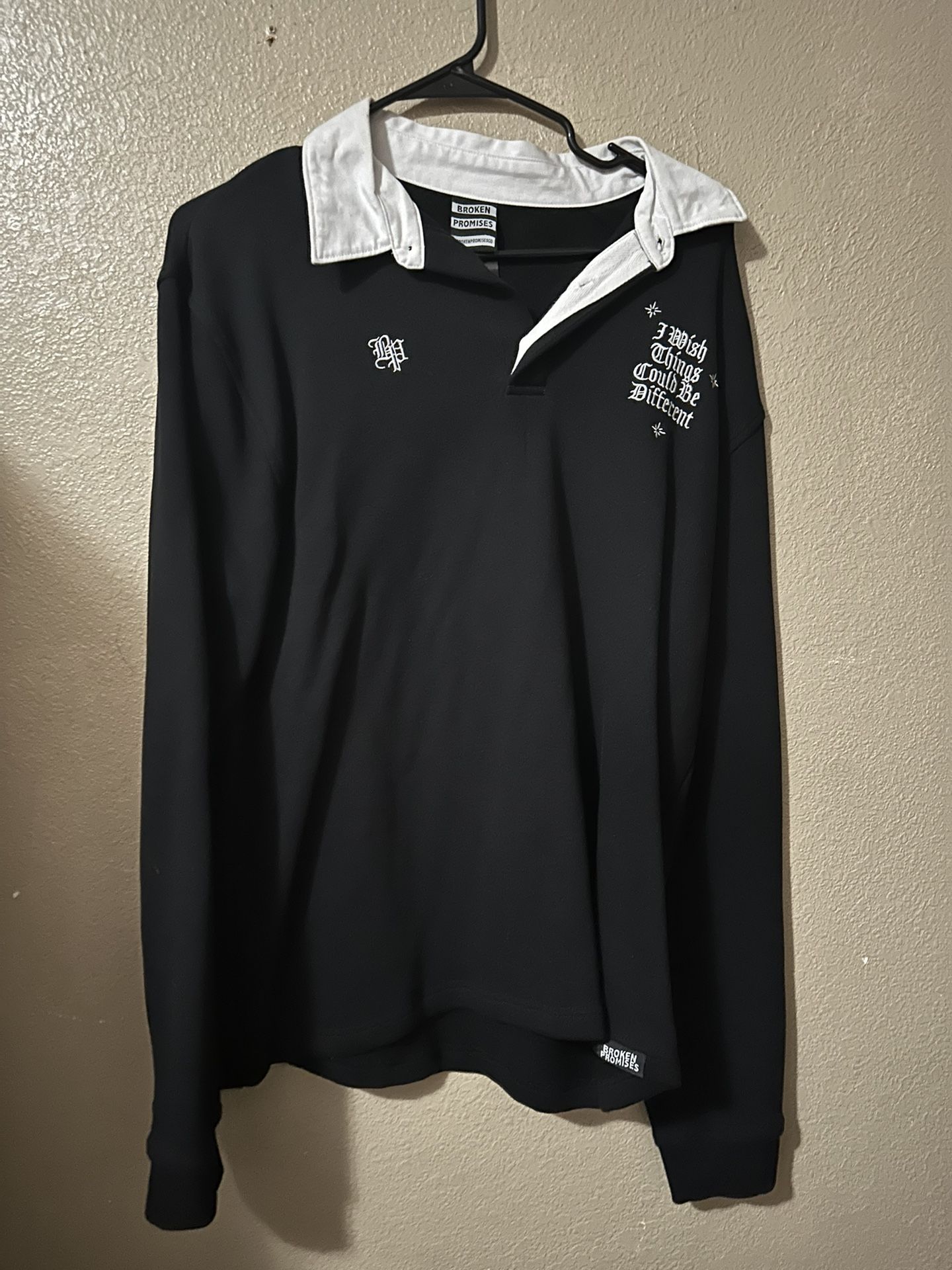 Broken Promises Sweatshirt Size M