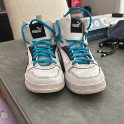 Cool Puma High Tops Size Youth 4