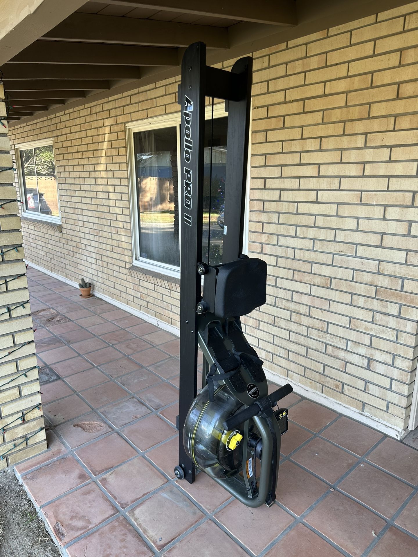 Apollo Pro II Row Machine - Excellent Condition 