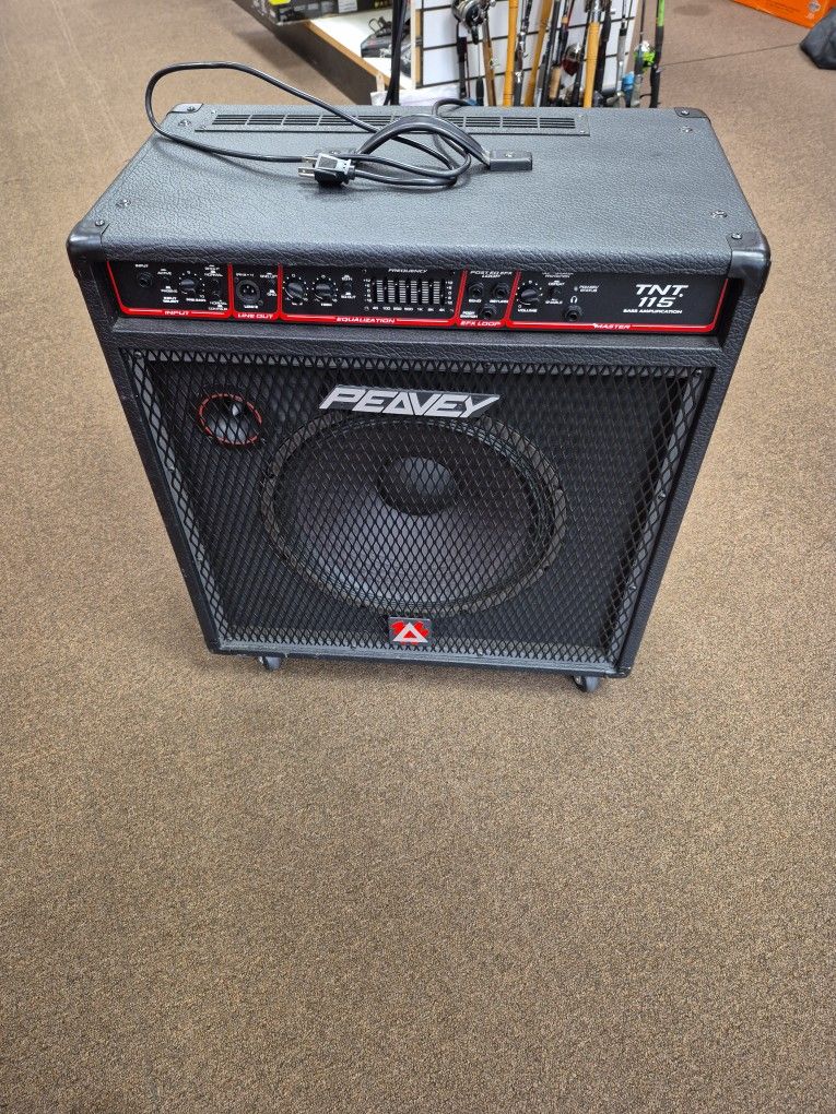 Peavey TNT 115 Bass Amplifier